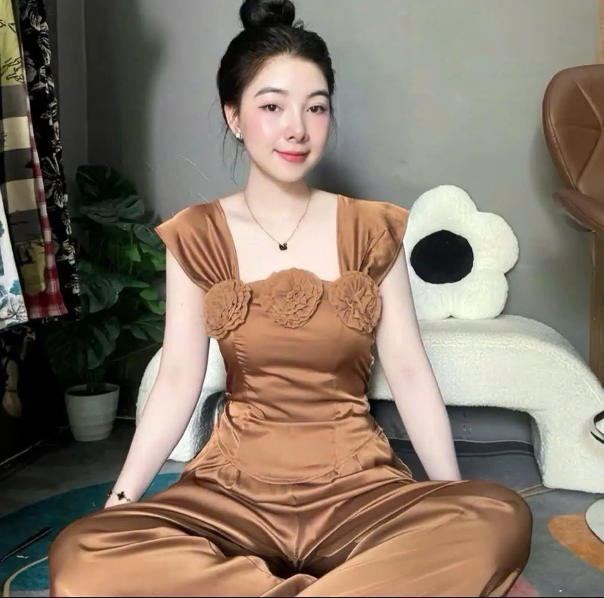 nguyên bộ set bộ 45-60kg lụa latin hai dây cánh tiên quần rộng women
