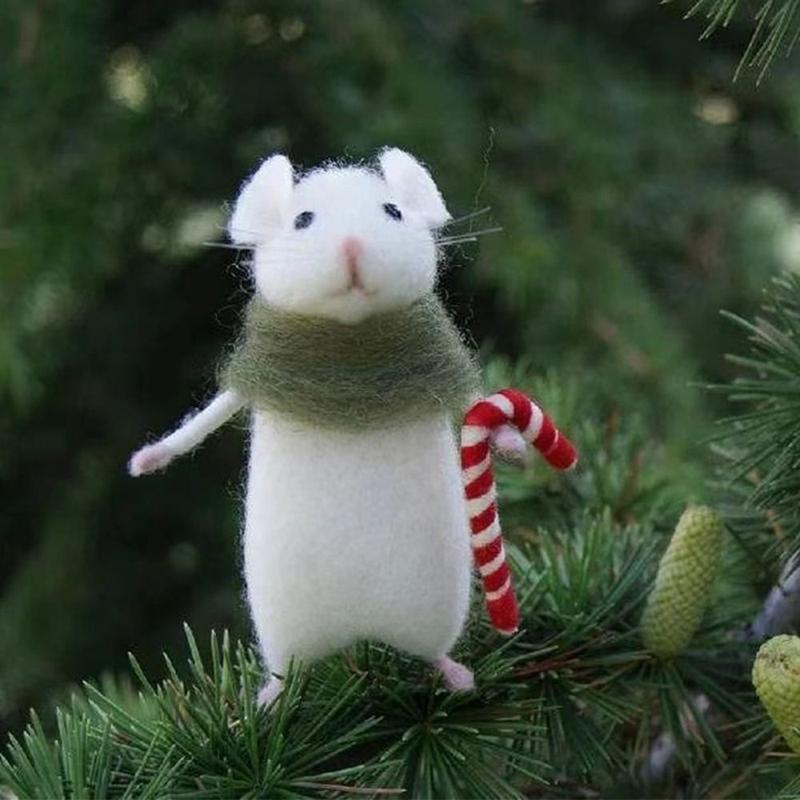 Product Introduction of Handmade Wool Felt Animals Figurine DIY Wool Felt Cute Mouse Christmas Halloween Ornament Mouse with A Pumpkin Xmas Home Decor 7