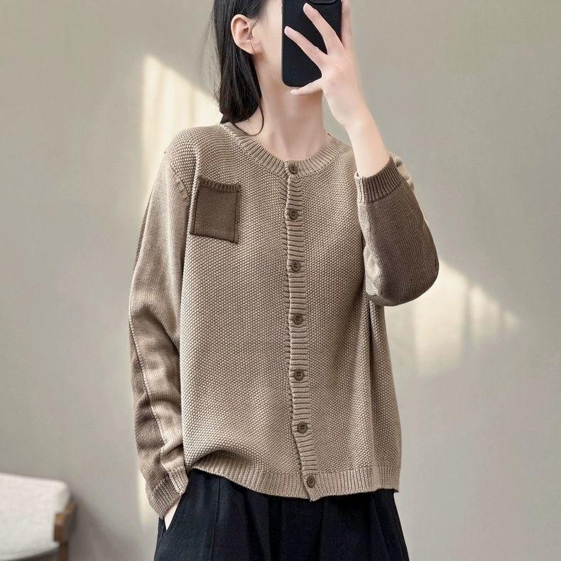 Product Introduction of Áo Len Dệt Kim Cho Nữ, Phong Cách Cổ Điển Chính Hãng, Màu Sắc Tương Phản, Ghép Nối, Cổ Thuyền Áo Cardigan Dệt Kim, Thanh Lịch Văn Học, Dễ Phối Đồ Và Mỏng, Áo Khoác, Thích Hợp Cho Phụ Nữ Cao Cấp Women Top Lưng Cao Cổ Tròn 1