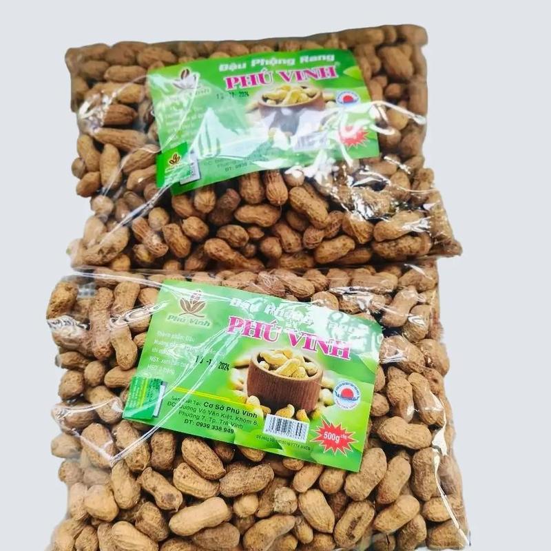  COM BO 1 KÝ ĐẬU PHỘNG RANG NGUYÊN VỎ nguyên vị PHÚ VINH sản phẩm rang truyền thống nguyên vị   không gia vị   sản khi vận có thể tạo ra bụi của vỏ 