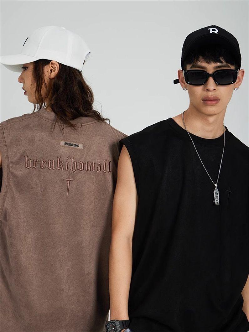 Product Introduction of American Style Sleeveless Vest for Men Summer Suede Embroidered Tank Top Trendy Loose Sports Shirt 1