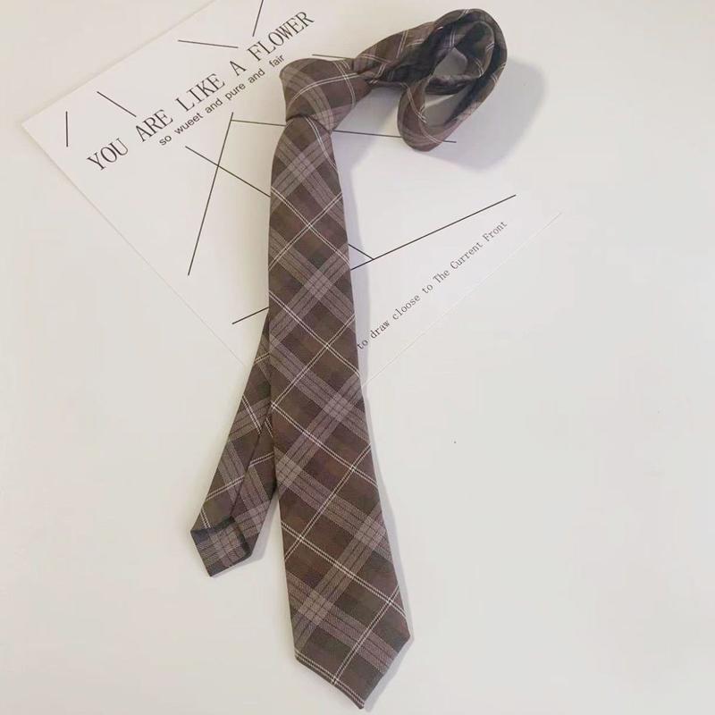 Product Introduction of Brown JK Small Necktie Women's Vintage Shirt Decoration Japanese College Style DK Short Slip-Free Plaid Tie for Men 4