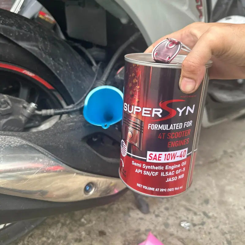 Nhớt Super Syn Đỏ Xe Ga 946ml Êm Xe Nhẹ Máy (LIVE) Dầu Nhớt Phụ Tùng 3