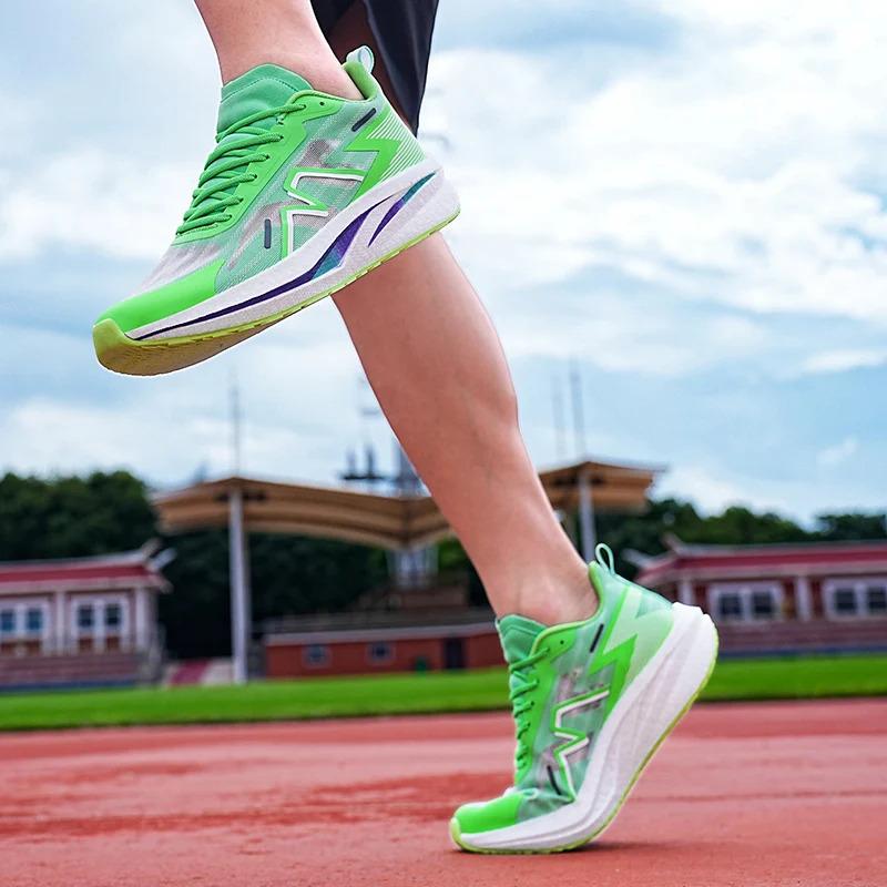 Low MOQ  Custom Men Lightweight Casual Sports Shoes Blank Mesh Breathable Women Fashion Running Walking Sneakers Runner Trainers_voghion.com