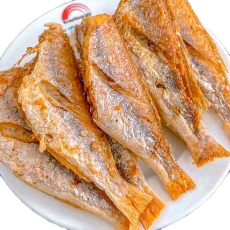 1kg Cá phèn cá lù đù khô héo rất mặn TO 14-18 con 1cân