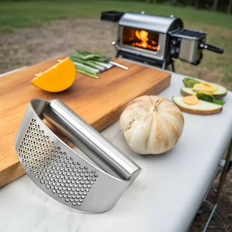 1pc, Garlic Crusher, Garlic Masher, Stainless Steel Garlic Pressing Tool, Garlic Chopper, Easy to Clean, Convenient to Carry And Store, Spice Grinding Tool, Kitchen Supplies, Kitchen Gadgets 3