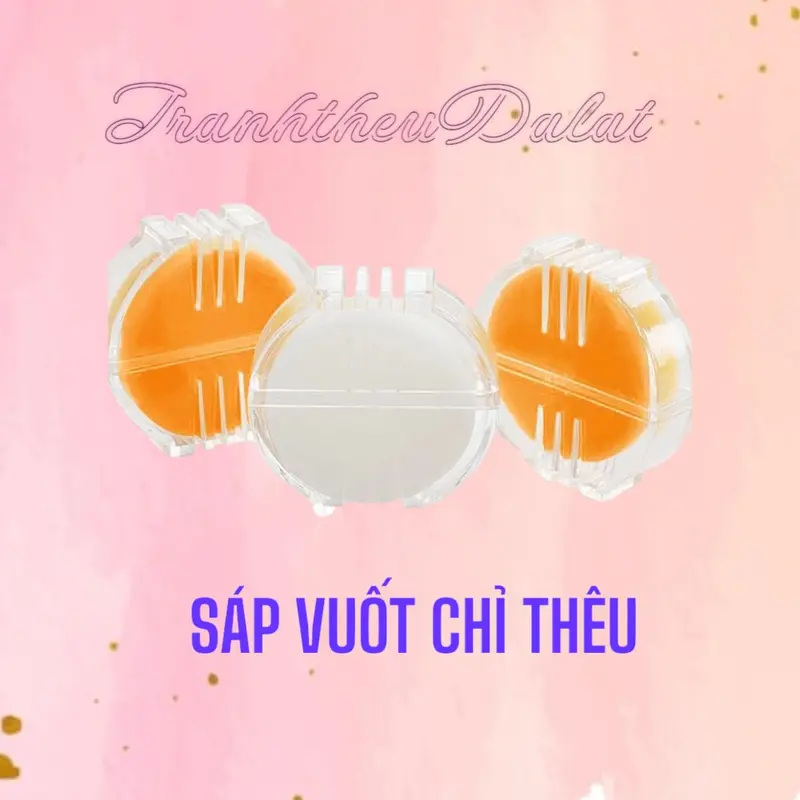 SÁP VUỐT CHỈ THÊU (CÓ HỘP) - PHỤ KIỆN TRANH THÊU CHỮ THẬP 1