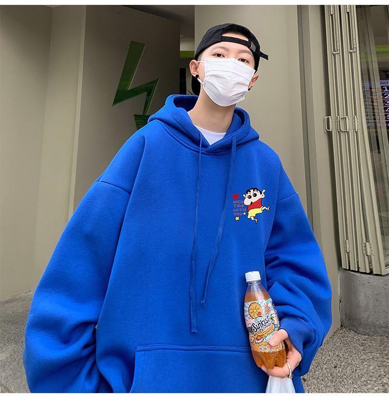 Product Introduction of Áo Nỉ Có Mũ Trùm Đầu, Phong Cách Hip-Hop Mỹ, Shin-chan Bút Chì Màu, Dành Cho Nam Và Nữ, Thích Hợp Cho Học Sinh, Thời Trang Thu Đông, Dáng Rộng Vừa Vặn, Áo Khoác Ins, Thích Hợp Cho Các Cặp Đôi 24