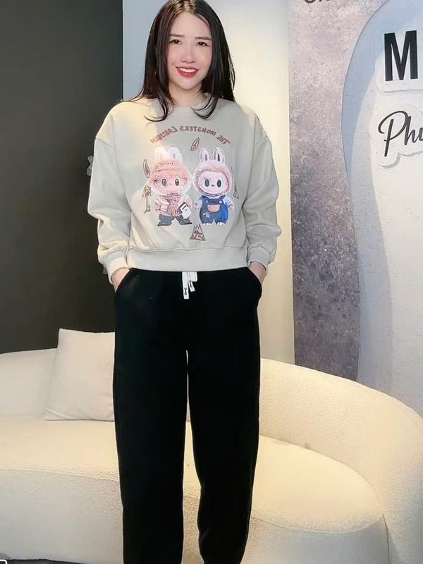 24DBNU74-Bộ quần áo nỉ umi LABUBU nữ  hình đôi trước áo SP2