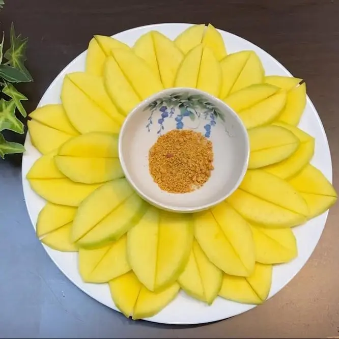 Product Introduction of Muối Cay Xay Nhuyễn (hủ 70g) - Tiệm Bee Beekit - Ăn chấm cùng Kẹo Me, Bánh Tráng, Trái Cây, Đồ Uống,... 16