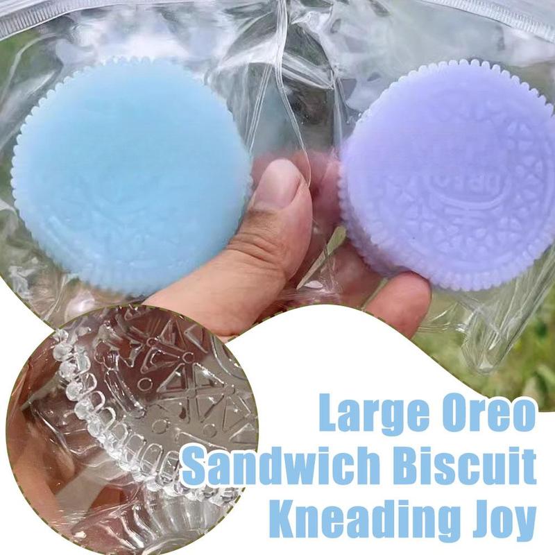 Product Introduction of Biscuit Decompression Toys Cookie Biscuit Simulation Toys Super Soft Decompression Venting Toys Handmade Silicone Toys 13