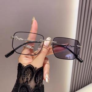 กระจกแต่งหน้า สไตล์เรโทร ไร้กรอบ ตัดแต่ง ป้องกันแสงสีฟ้า เปลี่ยนสี ทันสมัย เหมาะสำหรับแว่นตาสายตาสั้น พร้อมฟังก์ชั่นป้องกันแสงสีฟ้า