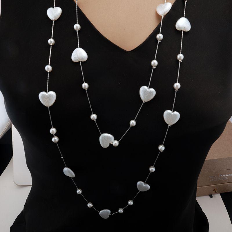 Product Introduction of Long Popular Pearl Fashion High Sense Necklace New Autumn and Winter Wild Sweater Chain Multi-Layer Accessories Ornament Lanyard 4