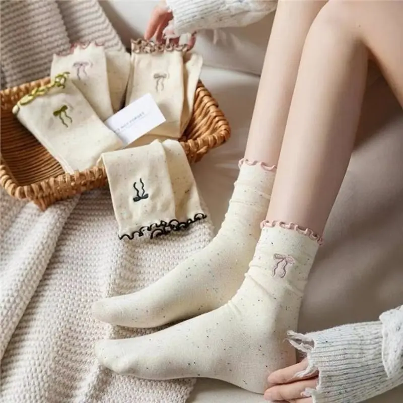 [Hot] Set 10 đôi tất nữ cổ cao viền bèo muối tiêu dáng tiểu thư - tất vớ nữ chấm bi thêu nơ mềm mại nữ tính Cotton