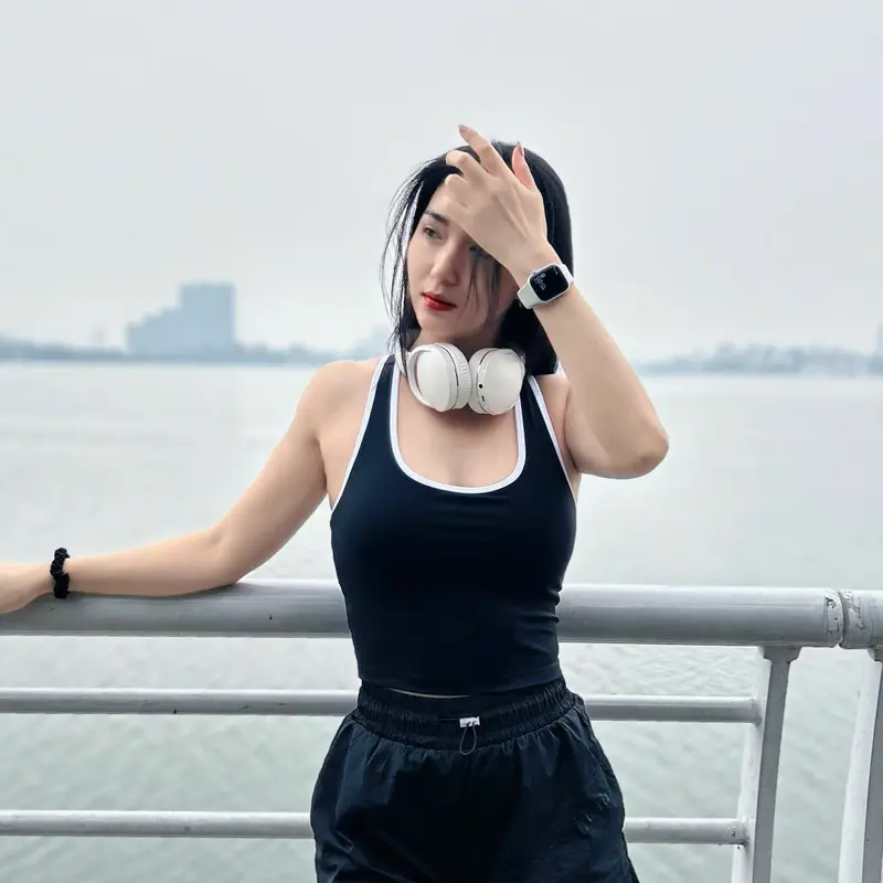 Áo croptop bodyfit July, Áo croptop cao cấp thời trang, Chuyên dụng chyạ bộ, đạp xe, tập gym,...| TRANGMIU Sportwear 2