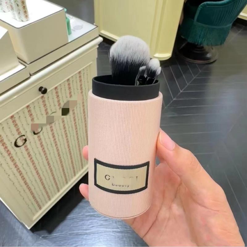 Cross-Border Beauty Gift Makeup Brush Holder Suit with 4 One Beauty Tools Blush Brush Eye Shadow Brush 3