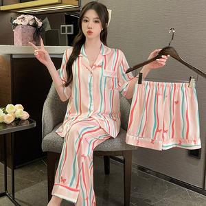 Set Piyama Musim Panas, Untuk Wanita, 3 Helai, Diperbuat daripada Fabrik Sutera Ais Penyejuk, dengan Aksen Rama-rama Premium, Memberikan Rasa Mewah, Sesuai untuk Ruang Rehat Rumah Bergaya dan Pakaian Fesyen Luaran Serba guna