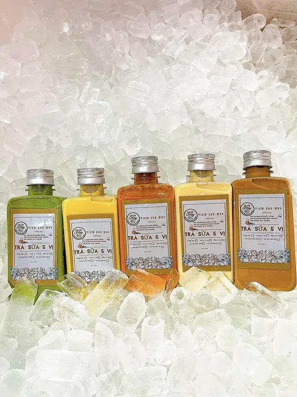 Combo 10 chai trà sữa dáng dẹp ngang 250ml PET an toàn - kèm nắp 1