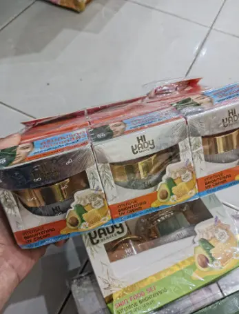 HI YADY BEAUTY INTENSIVE BRIGHTENING CREAM DAN SERUM / SUNBLOCK HIYADY 1