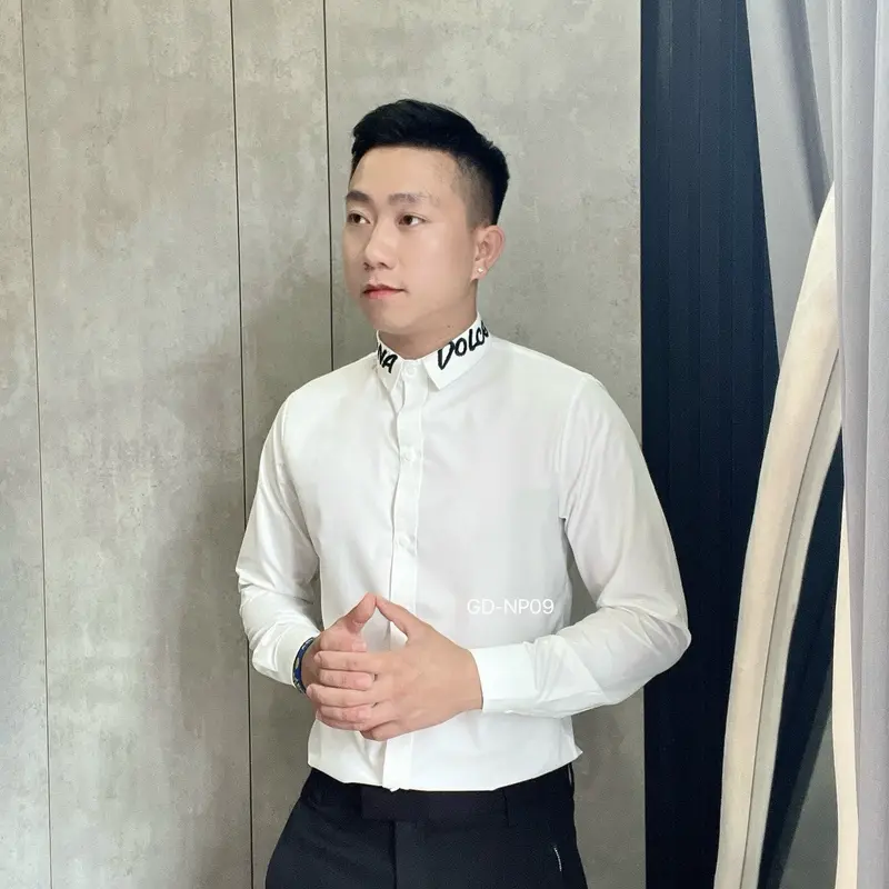 Áo sơ mi nam boy phố tay dài phối chữ thêu vải lụa hàn đẹp 1