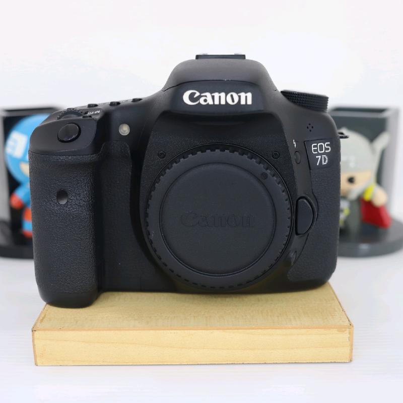 CANON EOS 7D — KAMERA FOTOGRAFI PROPER MULUS 0