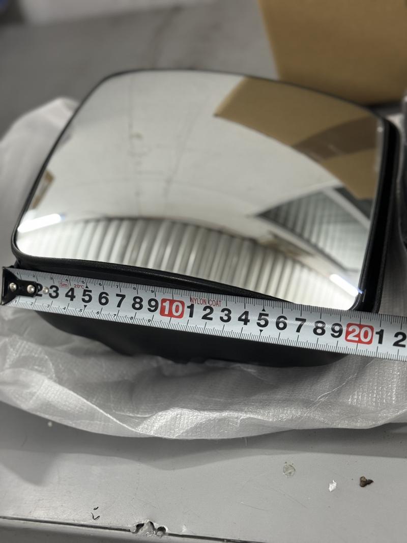 Product Introduction of Gương chiếu hậu bé HINO euro4 và euro2, phù hợp cho các dòng xe từ 6,5 đến 15 tấn có model FC, FG, FL, FM serri500 của hãng xe tải HINO. Sản phẩm được nhập khẩu và phân phối bởi nhà máy HINO, bảo hành chính hãng tại các Đại lý trên toàn quốc. 1