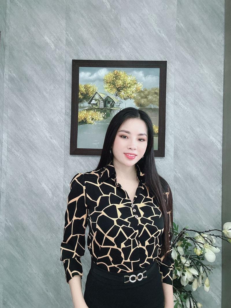 Product Introduction of Áo sơ mi kiểu vải lụa Hàn sang trọng , mát, nhẹ . 4