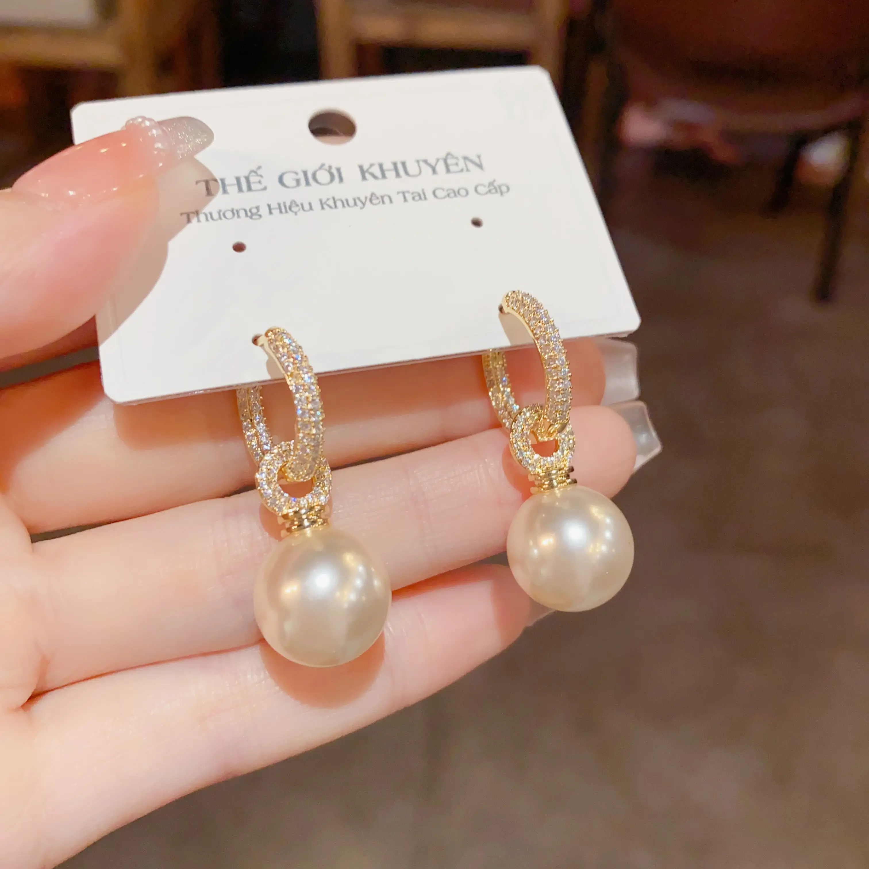 Khuyên Tai Ngọc Trai Cao Cấp Bản To Mạ Vàng 18k Phụ Kiện Trang Sức Thế Giới Khuyên Mạ Vàng 18K
