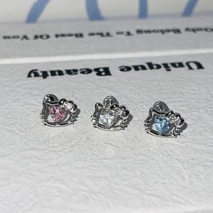 漫画のかわいいカラフルなジルコン猫のピンクのハートKTヘッドチタンスチールイヤーボーンスタッドスクリューイヤリング多目的なかわいい