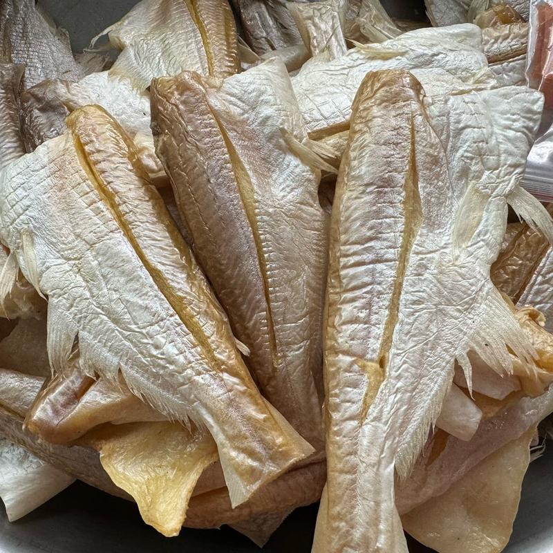 1kg KHÔ CÁ DỨA BABY ( nguyên con) 8-10 con 1kg vị mặn ăn cơm Thức Ăn Food