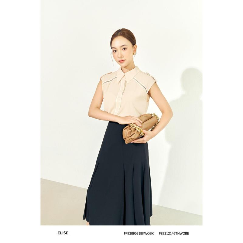 Áo sơ mi cát be kẹp ren chỉ trắng thiết kế Elise mã sản phẩm FS2312146TNWOBE