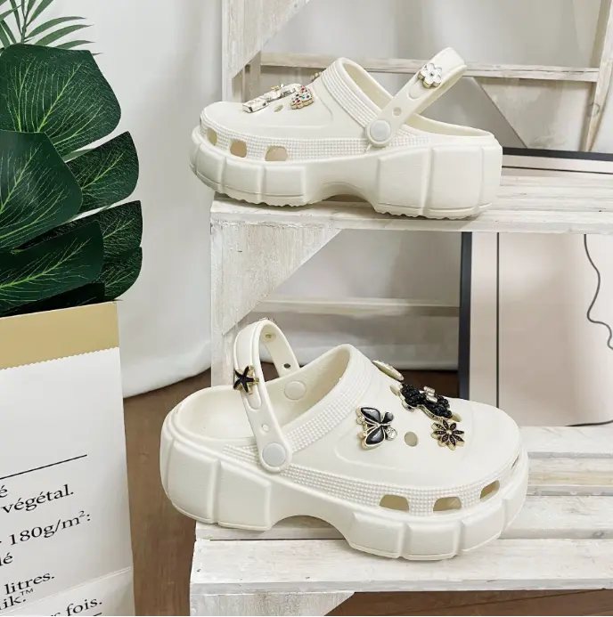 Dép Sục (SỤC XINH Cao Cấp Cho Bé Trai Bé Gái Kiểu Dáng Thời Trang Nhẹ Nhàng Thoáng Khí Sandal Kem 5
