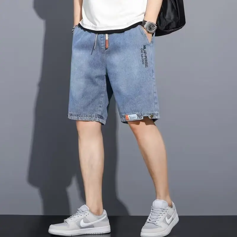 Quần Short Jean Nam, Mỏng Và Rộng, Thích Hợp Cho Mùa Hè, Phong Cách Thường Ngày Và Ngoài Trời, Thiết Kế Ngầu Và Hoang Dã Quần Denim Cropped