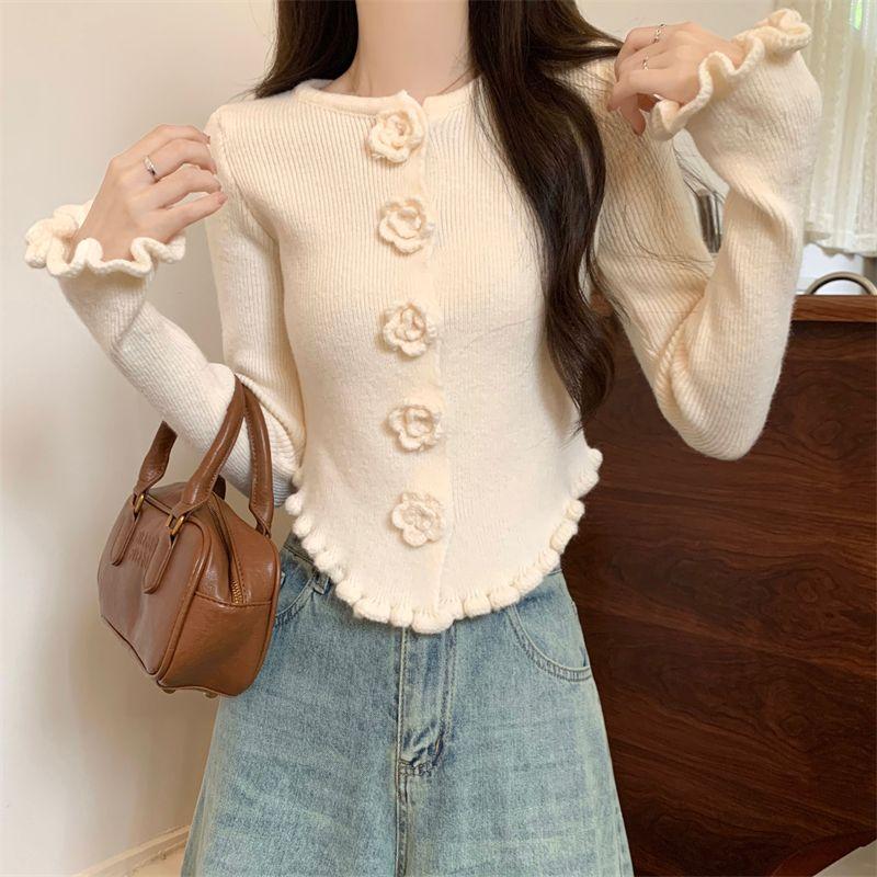 Product Introduction of Áo Len Hoa Hồng Ba Chiều Màu Đỏ, Dành Cho Nữ, Với Áo Khoác Selvedge Dây Áo Cardigan Dệt Kim, Phong Cách Mùa Thu Và Mùa Đông, Phong Cách Giáng Sinh Năm Mới, Ins Năm 2024, Áo Thời Trang Top Women 4
