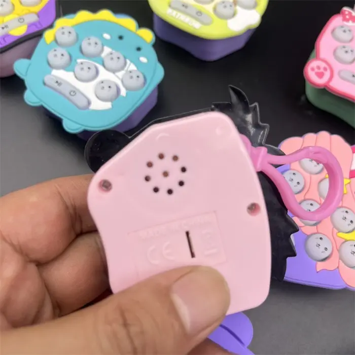 Mainan Gantungan Kunci Anak Game Pop it elektrik mini pop push Games Fidget Bubble Console Children's Puzzle Pocket Whack-a-Mole Mini Decompression Game Console School Bag Pendant Toy 3