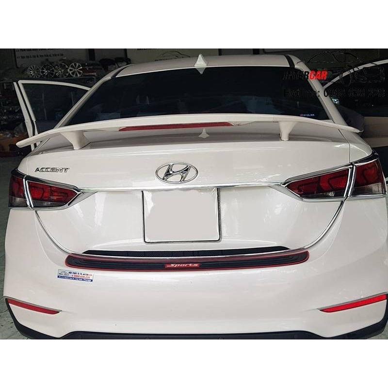 Đuôi gió thể thao dùng chung lắp mọi loại xe như accent, vios, innova, cerato, elantra, .... Phụ Tùng 3