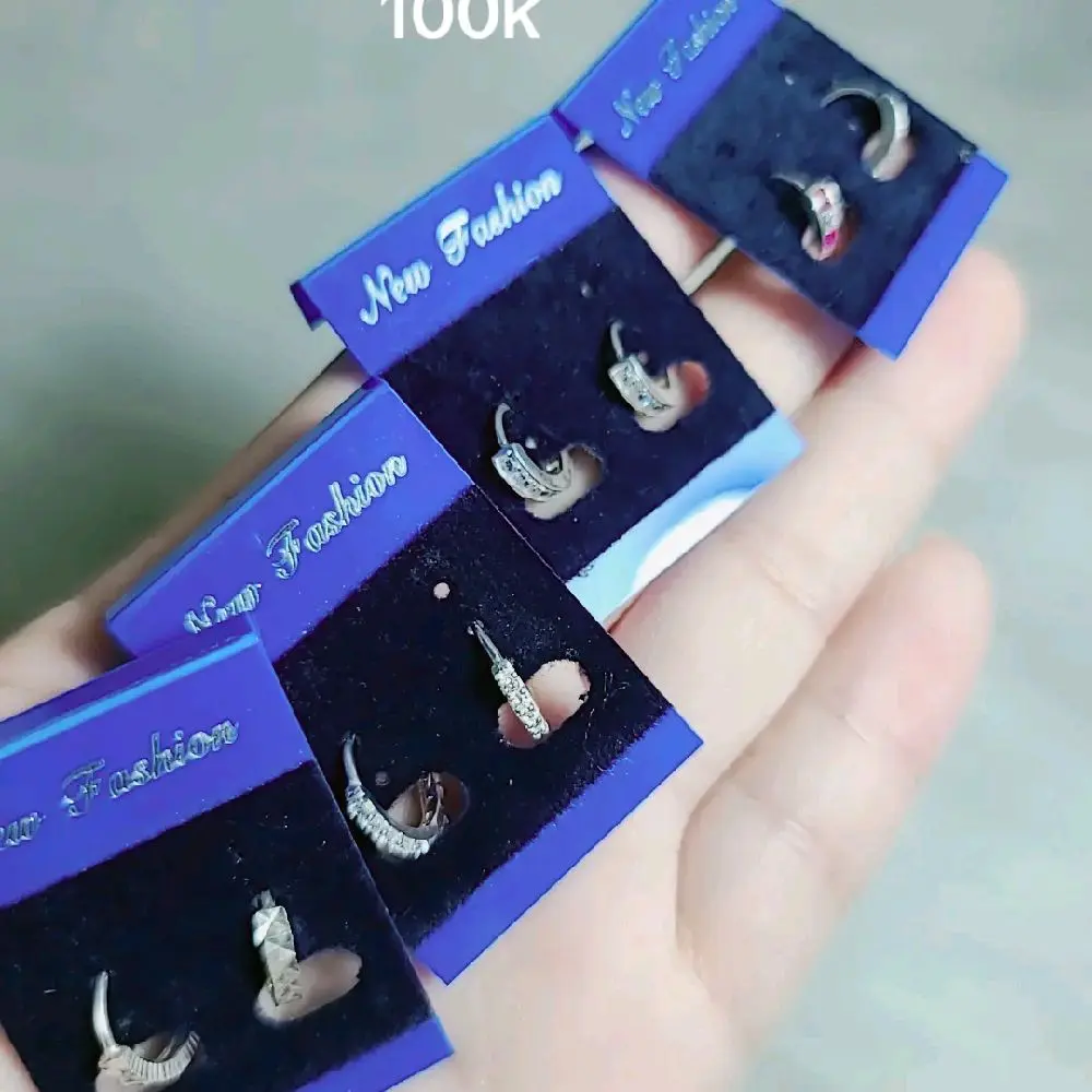 BÔNG TAI KHOEN TRÒN CỦA BÉ GÁI, BẠC , KM100