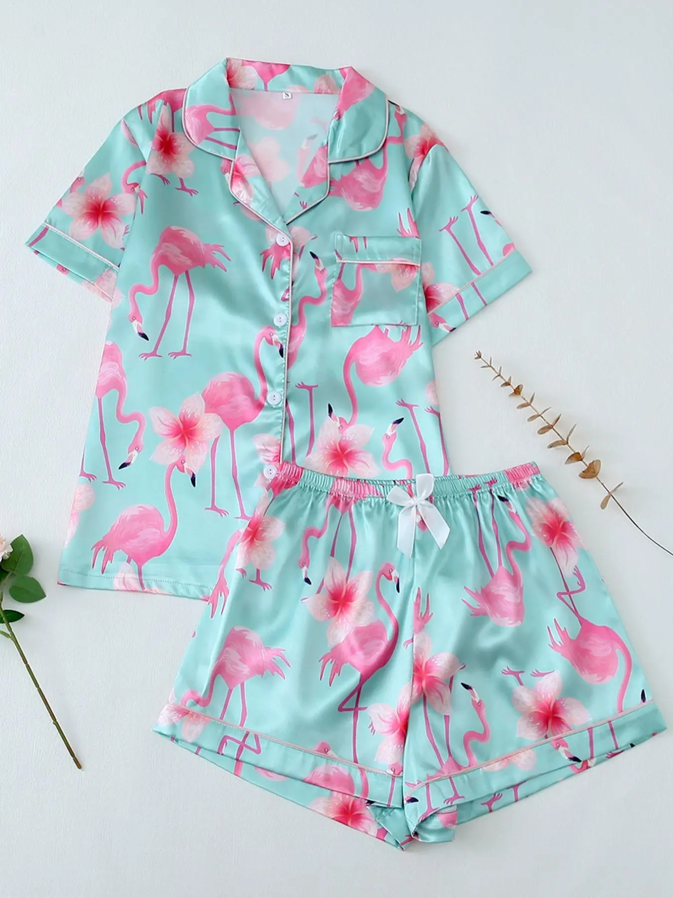 Two-Piece Set Women's All Over Flamingo Print Lapel Neck Pajama, Cute Comfy Satin Short Sleeve Shirt & Shorts PJ Set, Ladies Sleepwear for All Seasons