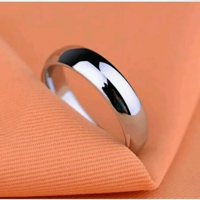 Cincin Titanium M22 Silver Couple Tunangan Asli