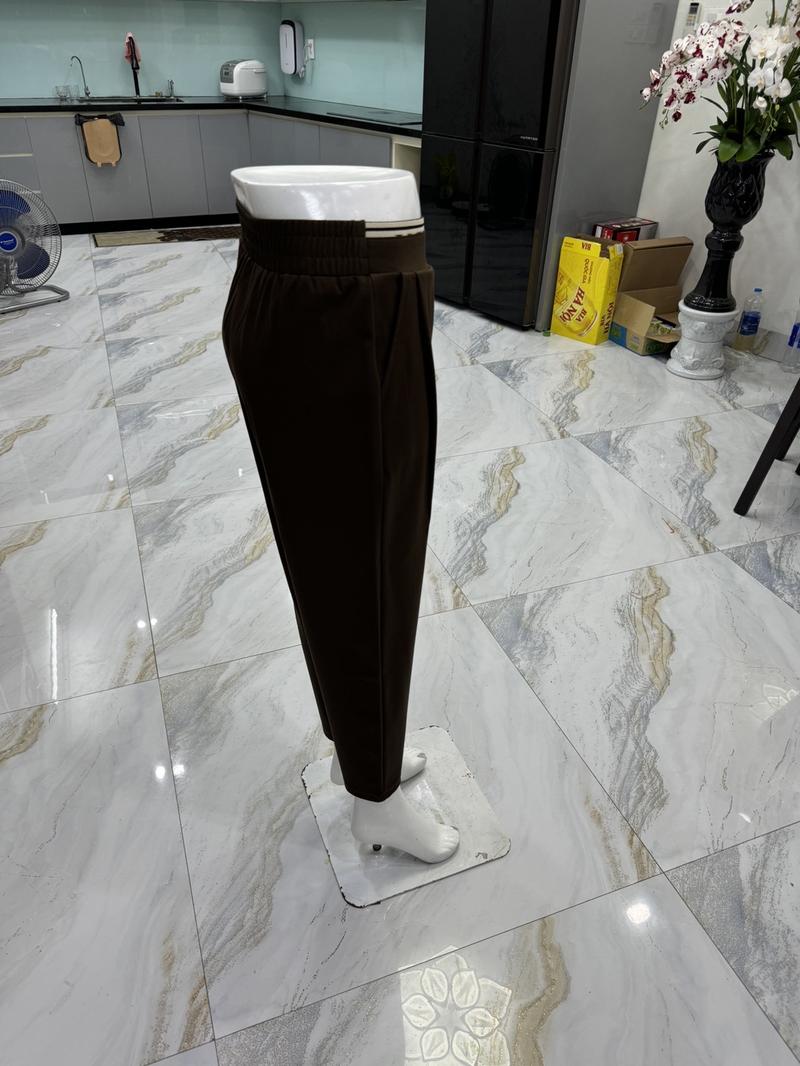 Product Introduction of Quần Baggy Nữ Chất Liệu UMI Hàn Cao Cấp, Có Giãn 4 Chiều. Lên dáng siêu xinh. Quần Dài Có Thể Giặt Máy Sang Trọng . Mã 05 Nhung Pants Women 10