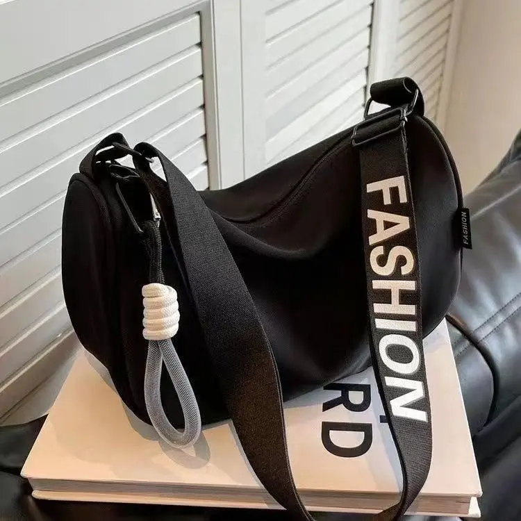 Casual Large Capacity Nylon Canvas Bag Female 2024 New Fashion Shoulder Bag Versatile WideStrap Crossbody Pillow Bag