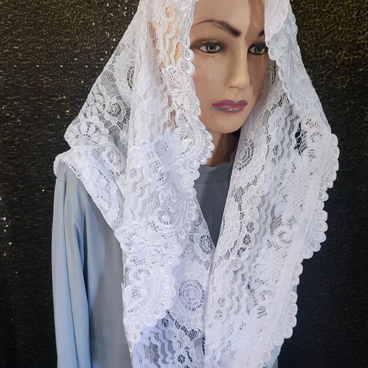 Hijab Instan Brokat Putih