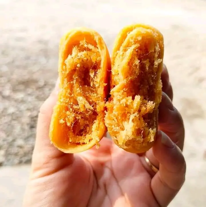 BÁNH RUỐC CHÀ BÔNG GÀ THÁI LAN (1 hộp 12 bánh)