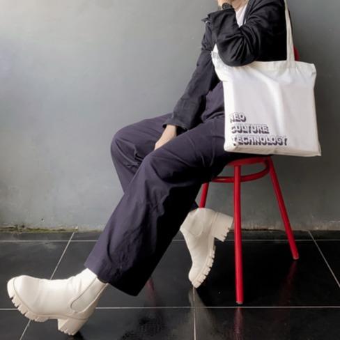 Tote Bag Kanvas Aesthetic Kekinian Totebag Kanvas Landscape Muat Laptop Penutup Resleting 6