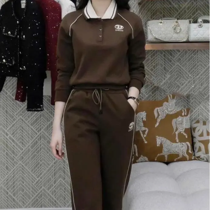 Đồ bộ nữ cổ bẻ chất liệu poly 2 da