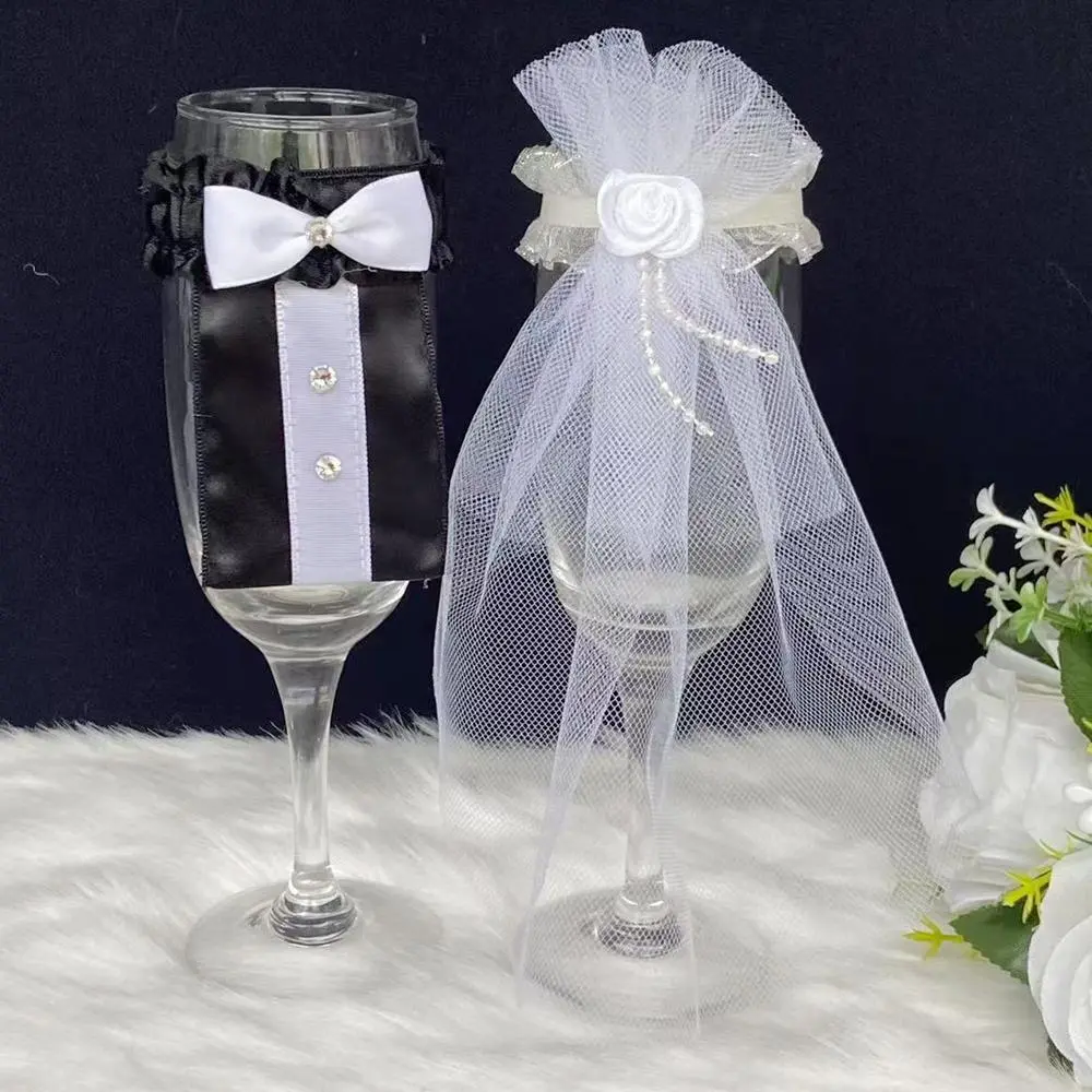 Bow Tie Decor Wine Glass Decor, 2 Counts Bride and Groom Theme Wine Glass Holder Set, Romantic Gift for Wedding Party