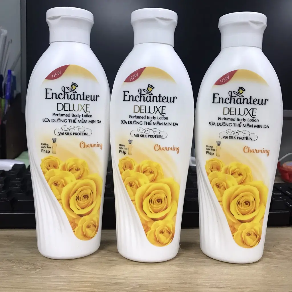 Sữa dưỡng thể dưỡng ẩm/ trắng da/ Dưỡng ẩm chuyên sâu Enchanteur hương Charming 200gr | Skincare