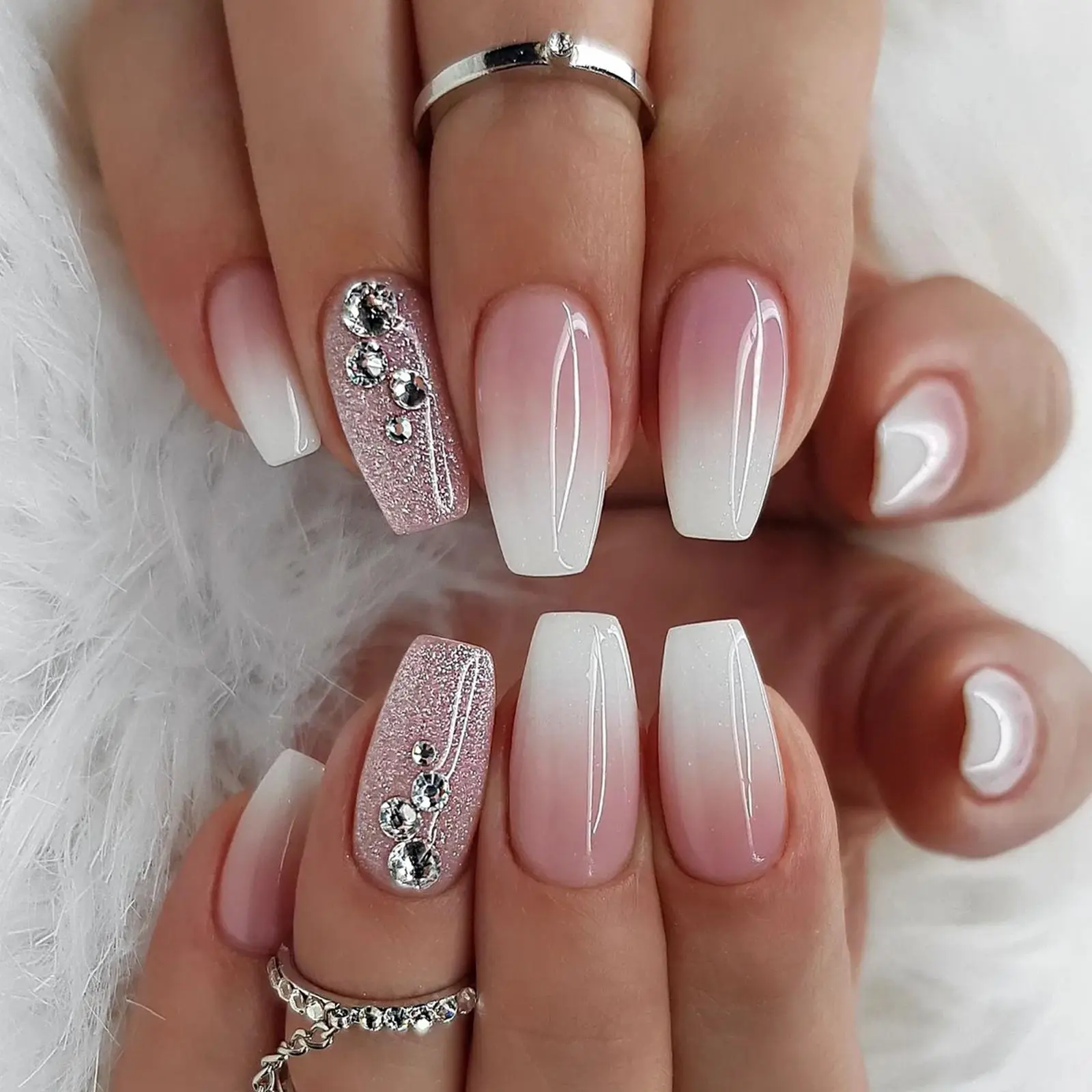 Short Square Fake Nail, 24pcs Glossy Rhinestone Decor Fake Nail with Nail File & Tape, Removable Nail Art Artificial Full Cover, Women Girls DIY Manicure