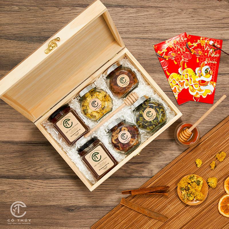 Set quà tặng cao cấp trà thảo mộc & mật ong CTG330 Hộp Gỗ Thông + Túi + Gáo Múc Mật Ong - Tặng Thiệp 1