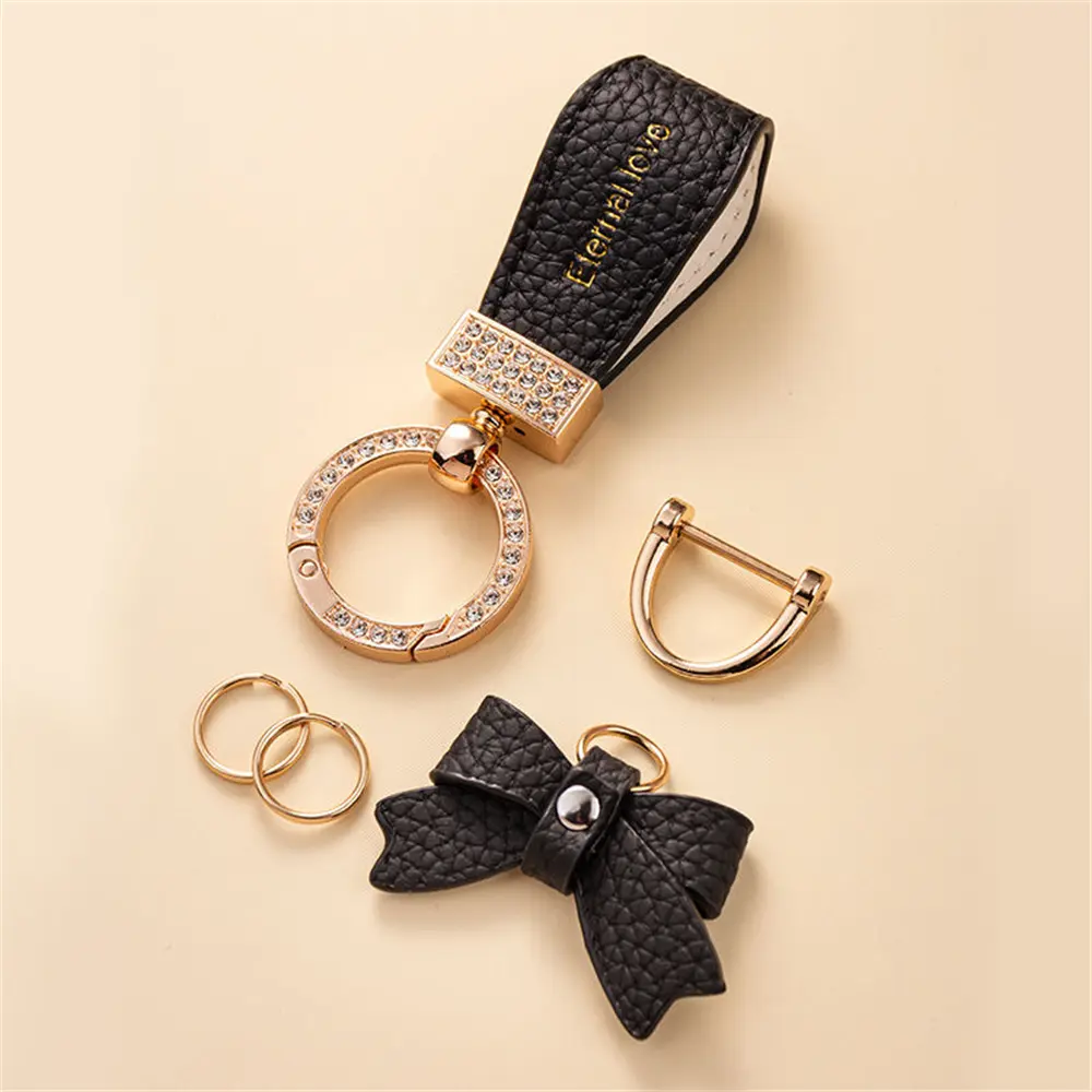 1pc black keychain  Hand Rope Car keychain Pendant Creative and Exquisite Women's Car Chain Lock Ring Bookbag Pendant Exquisite and beautiful